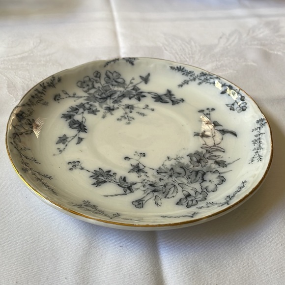 Anemone porcelain opaque Bridgewood & son England saucer vintage - Picture 2 of 6